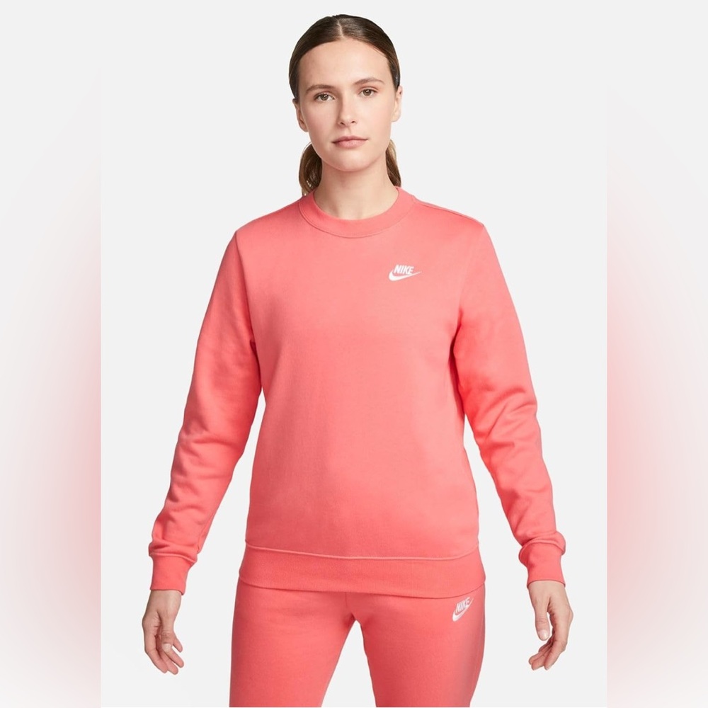 NWOT Nike Women's Nsw Club Flc Crestd Sweatshirt Coral White - Picture 3 of 13